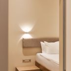 Люкс, Отель 6/3