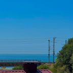 Вид на море, Гостевой дом Розовый Дом