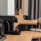 Люкс (Люкс), Отель Miracle Garden