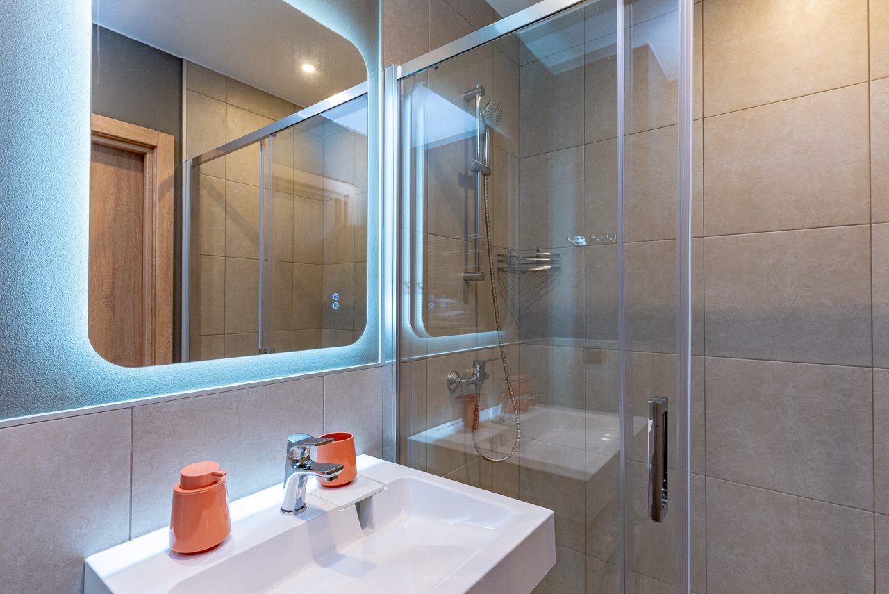 Двухместный (Апартаменты у метро 705-2), Апартаменты Уютно и точка