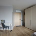 Трёхместный и более (Студия у метро 614-2), Апартаменты Уютно и точка
