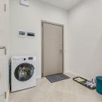 Апартаменты (Просторные апартаменты около метро и парка), Апартаменты Business apartments