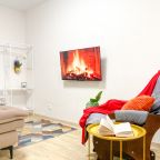 Апартаменты (Счастье жить в яркой квартире в новом доме), Апартаменты Счастье жить в яркой квартире в новом доме