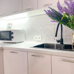 Апартаменты (Счастье жить в яркой квартире в новом доме), Апартаменты Счастье жить в яркой квартире в новом доме