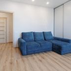 Семейный (Семейная трехкомнатная квартира у зоопарка), Апартаменты Уютные трехкомнатные у зоопарка