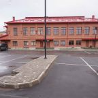 Набережная Северной Двины, Гостиница Кристал