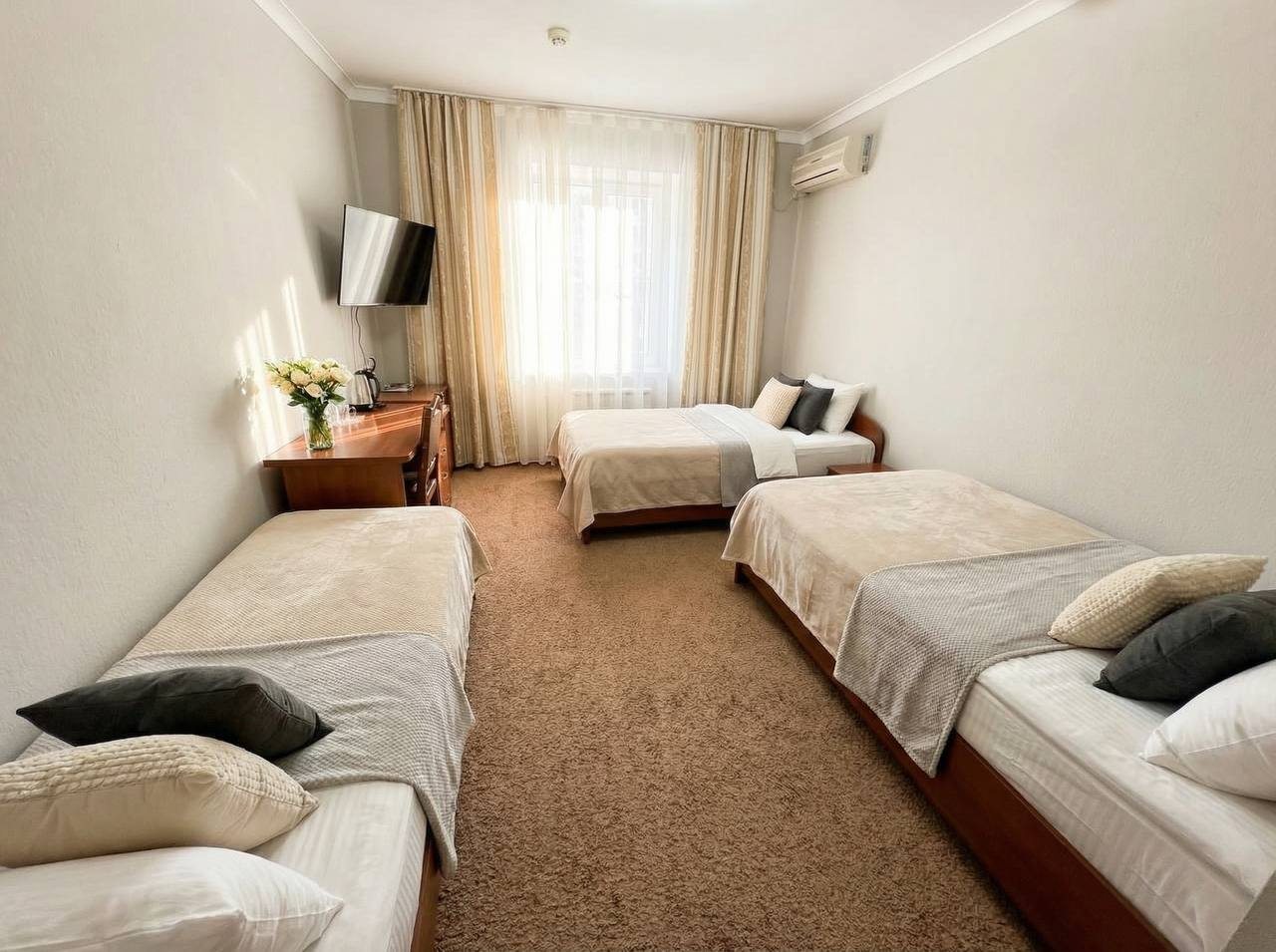 Семейный (Трехместный), ОТО Отель Астрахань