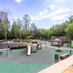 Детская площадка, Апартаменты Your Place в ЖК Вереск