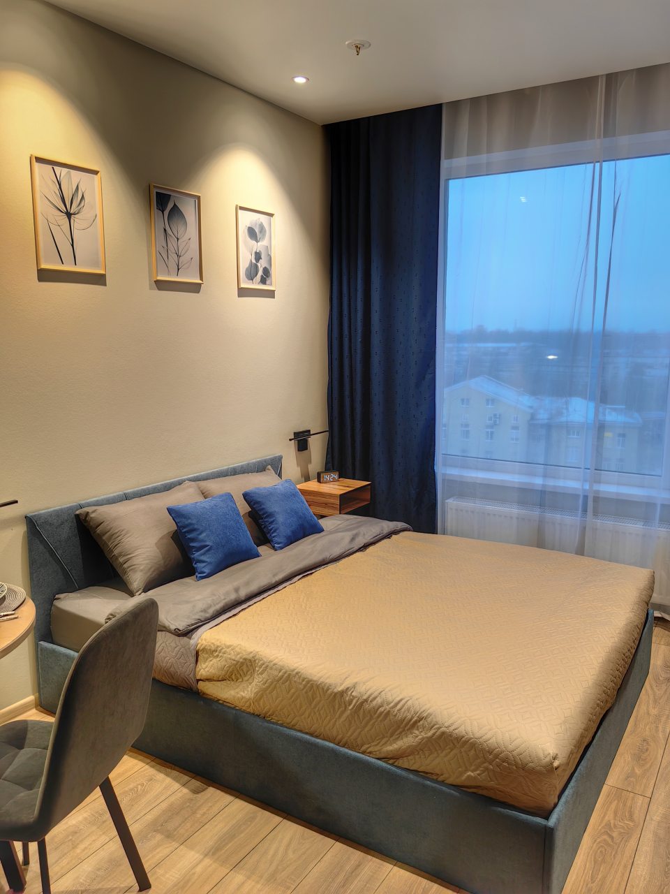 Апартаменты, Апартаменты SalutApart 8W