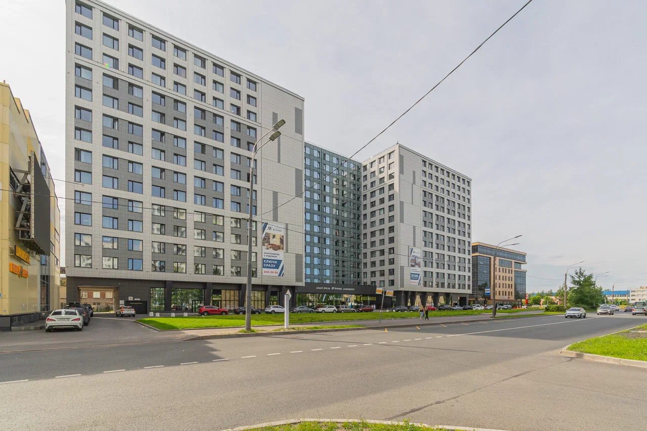 Апартаменты, Апартаменты СалютАпарт 8w