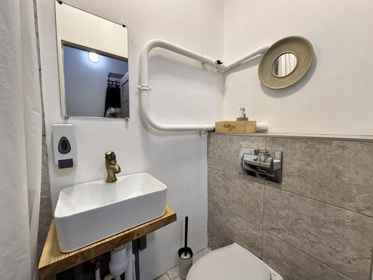 Квартира (Дружелюбная студия для двоих), Апартаменты Как Дома на ул. Анны Коньковой