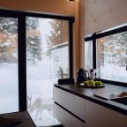 Шале (Гагарин с фурако), Гостевой дом Космос