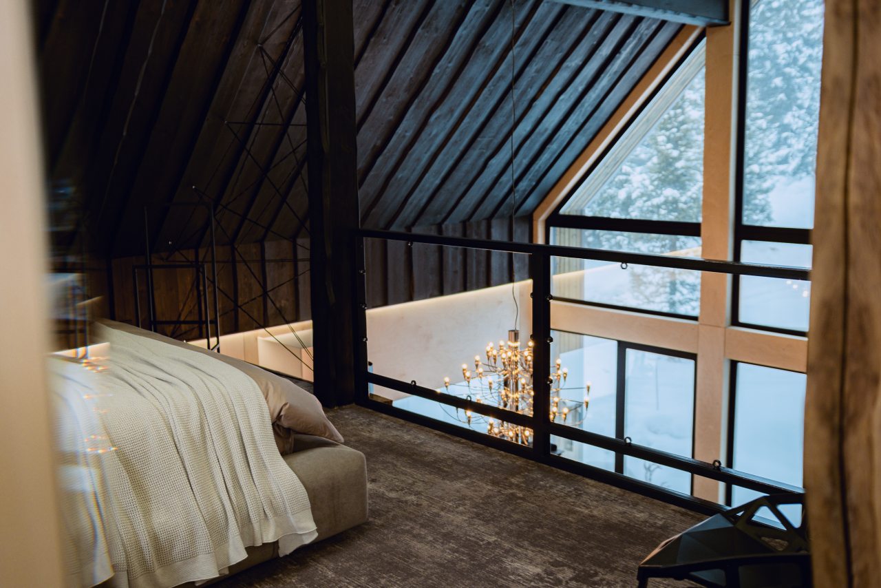 Шале (Гагарин с фурако), Гостевой дом Космос