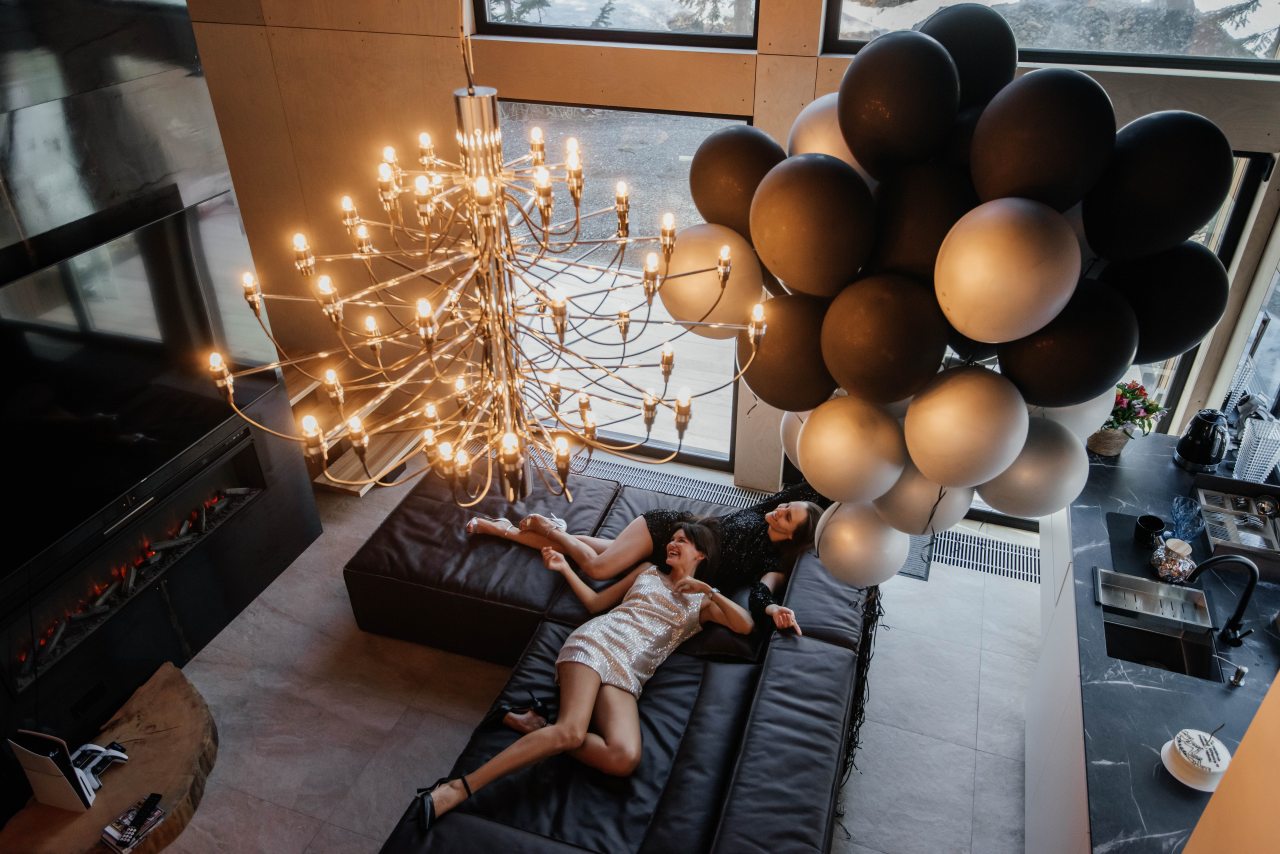 Дом (Леонов), Гостевой дом Космос