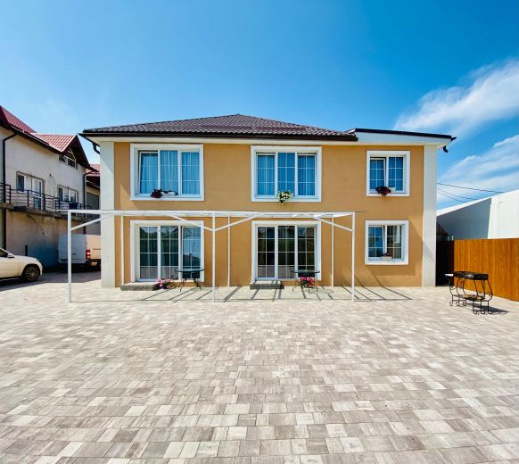 Гостевой дом ApartMari Villa Leo