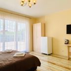 Студио (Лесной: Номер в гостевом доме на Куршской косе), Гостевой дом ApartMari Villa Leo