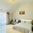 Студио (Лесной: Номер в гостевом доме на Куршской косе №6), Гостевой дом ApartMari Villa Leo
