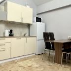 Квартира (Лесной: Номер в гостевом доме на Куршской косе. Двухкомнатный с кухней), Гостевой дом ApartMari Villa Leo