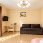 Студио (Лесной: Номер в гостевом доме на Куршской косе №3), Гостевой дом ApartMari Villa Leo