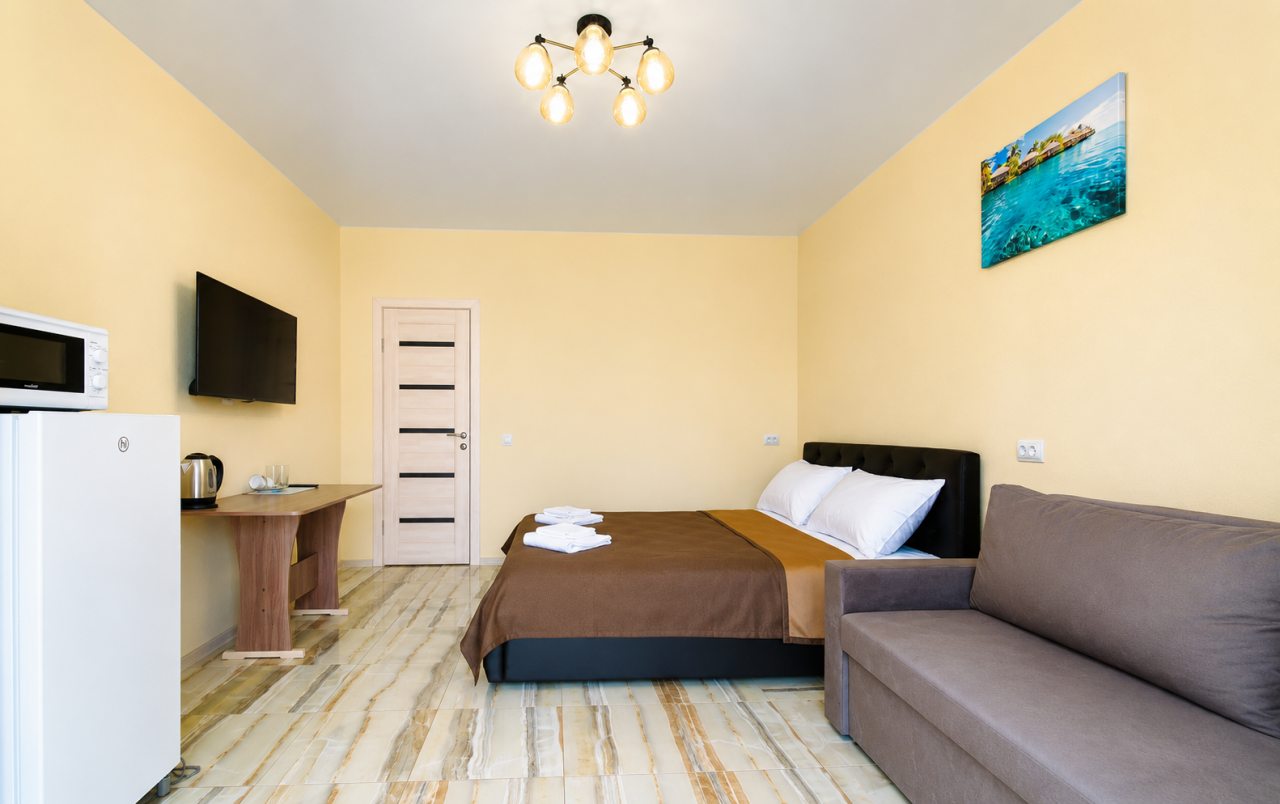 Студио (Лесной: Номер в гостевом доме на Куршской косе), Гостевой дом ApartMari Villa Leo
