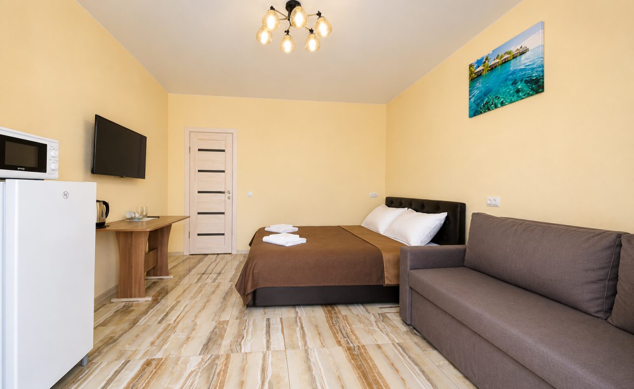 Студио (Лесной: Номер в гостевом доме на Куршской косе), Гостевой дом ApartMari Villa Leo