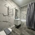 Все необходимое для приготовления пищи имеется на кухне, Апартаменты Уютные 1-комнатные с современным ремонтом