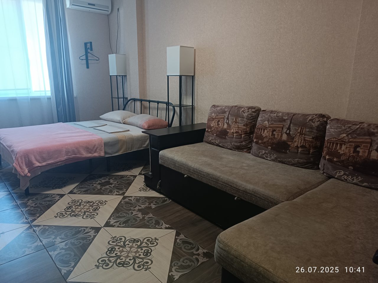 Апартаменты (Квартира 3), Апартаменты В ЖК Бристоль