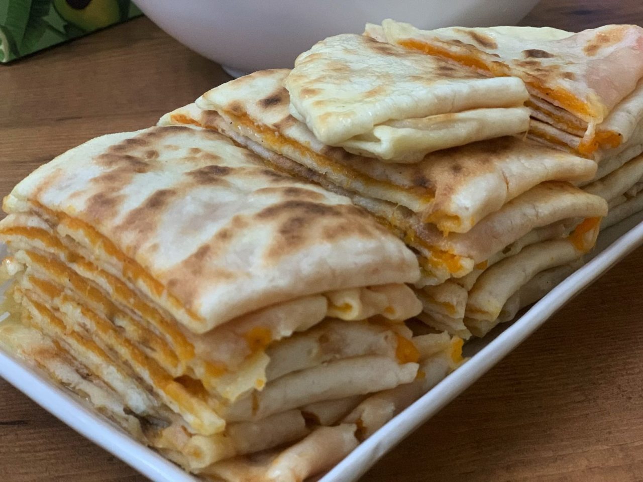 Ресторан европейской и кавказской кухни отеля 
