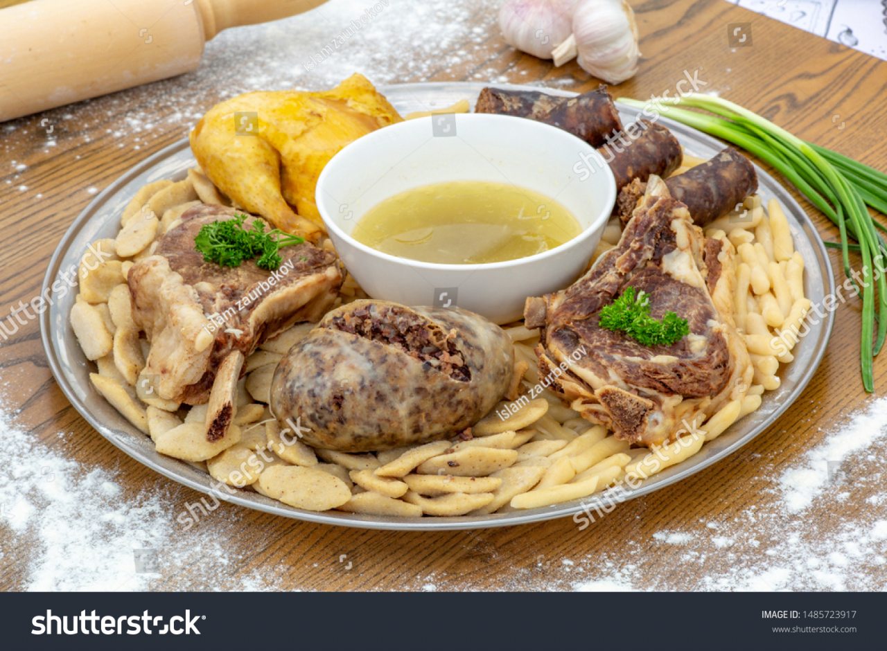 Ресторан европейской и кавказской кухни отеля 