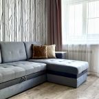 Апартаменты (Двухкомнатные апартаменты в центре рядом с парком Юность и Верхним озером), Апартаменты ApartMari рядом с парком Юность