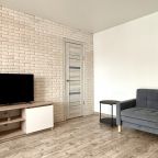 Апартаменты (Двухкомнатные апартаменты в центре рядом с парком Юность и Верхним озером), Апартаменты ApartMari рядом с парком Юность