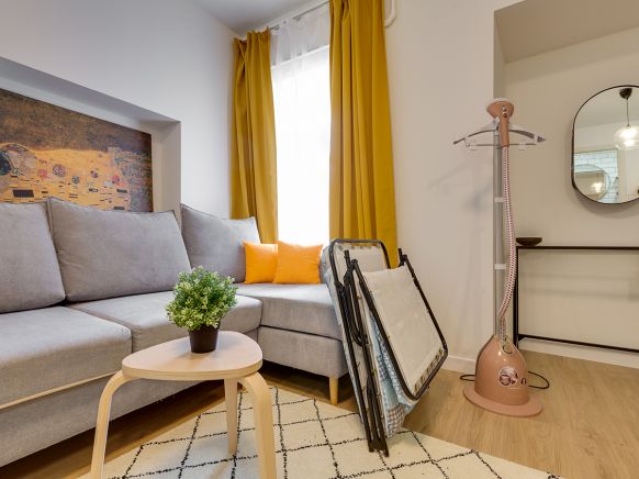 Апартаменты RentalSPb на 5-й Советской 10