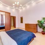 Квартира (ЕВРО 2ккв 5/7эт, 70м2, улица Жуковского, 31), Апартаменты RentalSPb на Жуковского 31