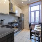 Квартира (Просторная 2ккв на Невском проспекте 77), Апартаменты RentalSPb на Невском пр-те 77