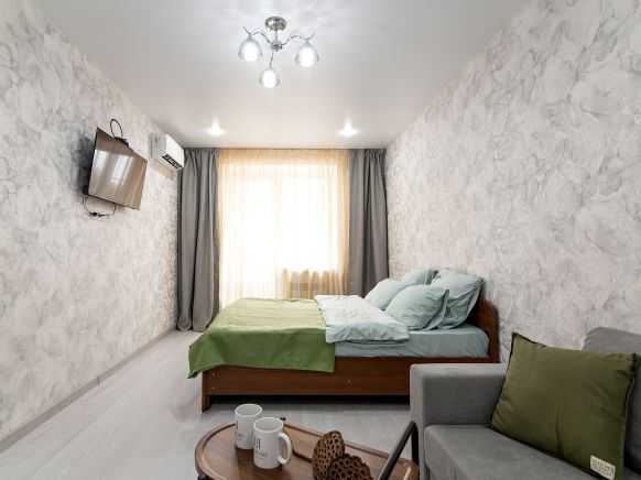 Луна в сети апартаментов KEY2HOME, Новочеркасск