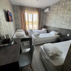 Четырехместный (Четырехместный комфорт с раздельными кроватями), Отель Дом