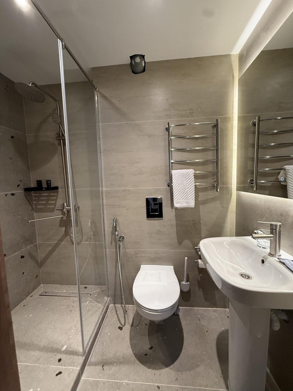 Сьюит (Junior Suite), Отель MENTALITY Hotel & Coffee