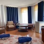 Трёхместный и более (Полулюкс), Гостевой дом Эдельвейс