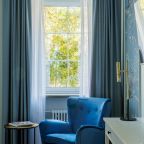 Апартаменты (Chezo suite двухкомнатные, премиум с красивым видом.), Апартаменты Chezo suite