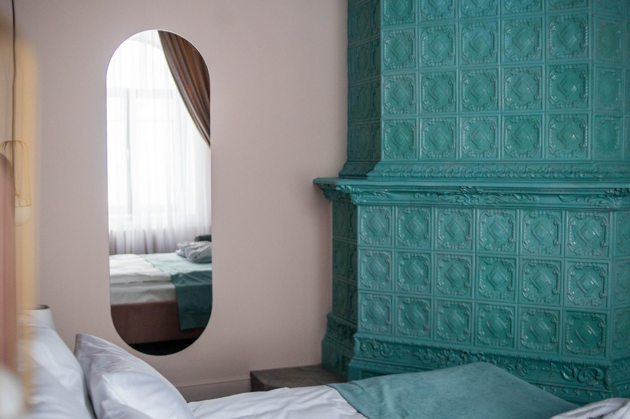 Люкс (Люкс Санкт-Петербург), Гостиничный комплекс Марани