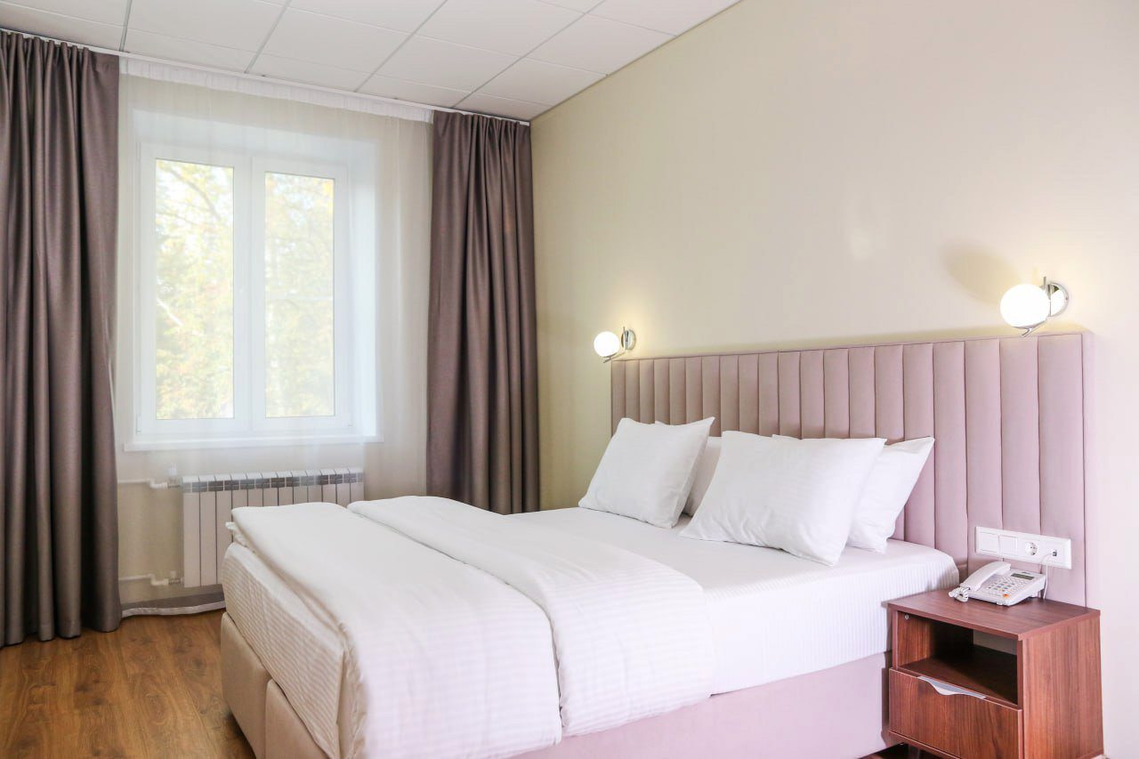 Люкс (Люкс 314 имени Байдукова Г.Ф.), Гостиница Авиатор