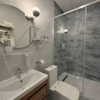 Люкс (Люкс 314 имени Байдукова Г.Ф.), Гостиница Авиатор