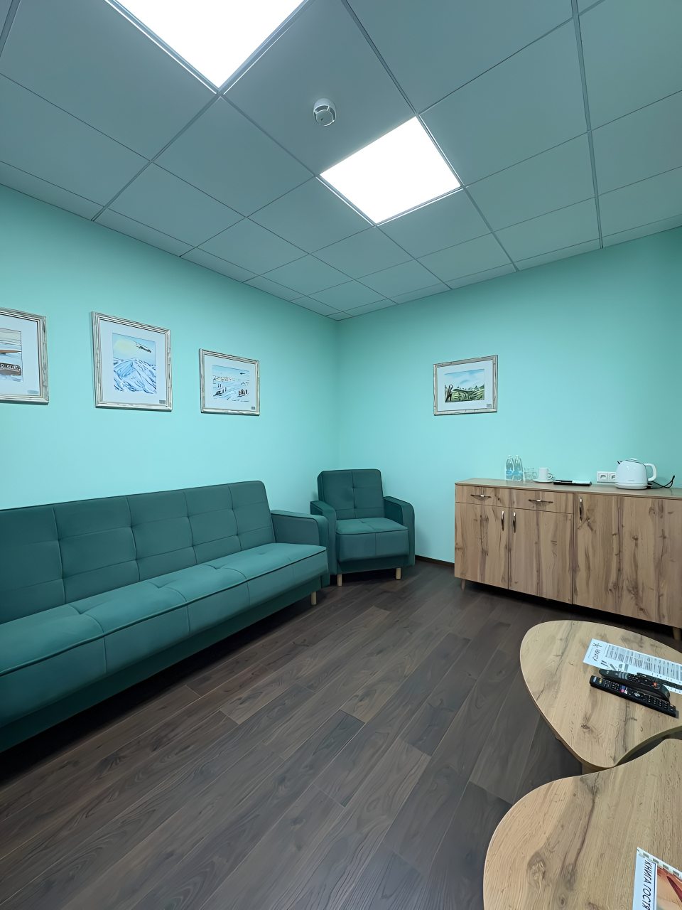 Люкс (Люкс 320 имени Водопьянова М.В.), Гостиница Авиатор