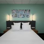 Люкс (Люкс 320 имени Водопьянова М.В.), Гостиница Авиатор