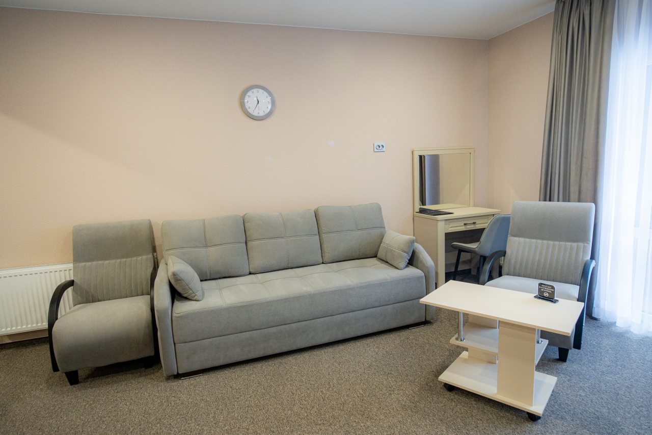 Студио (Студия), Отель Мельница