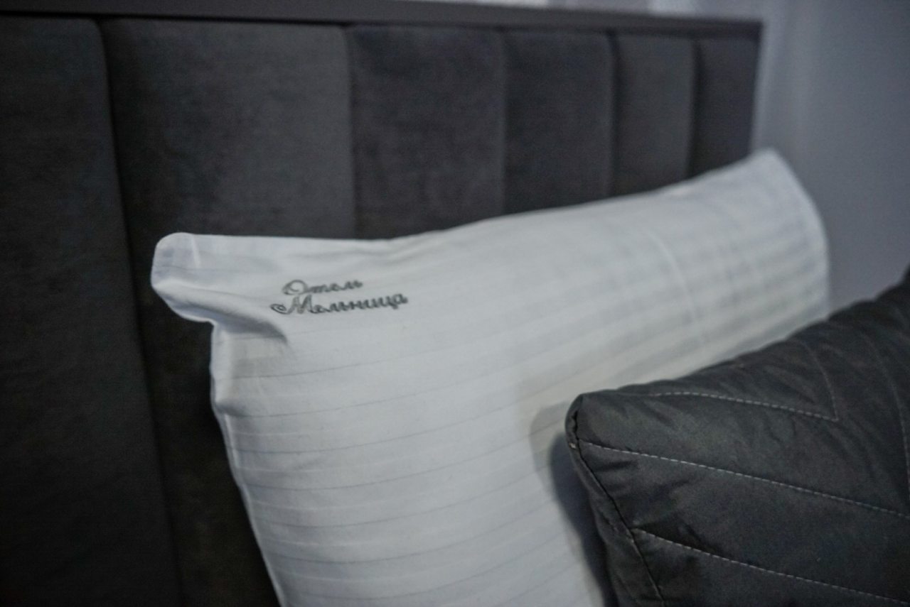 Коттедж (Дом 3-х комнатный), Отель Мельница