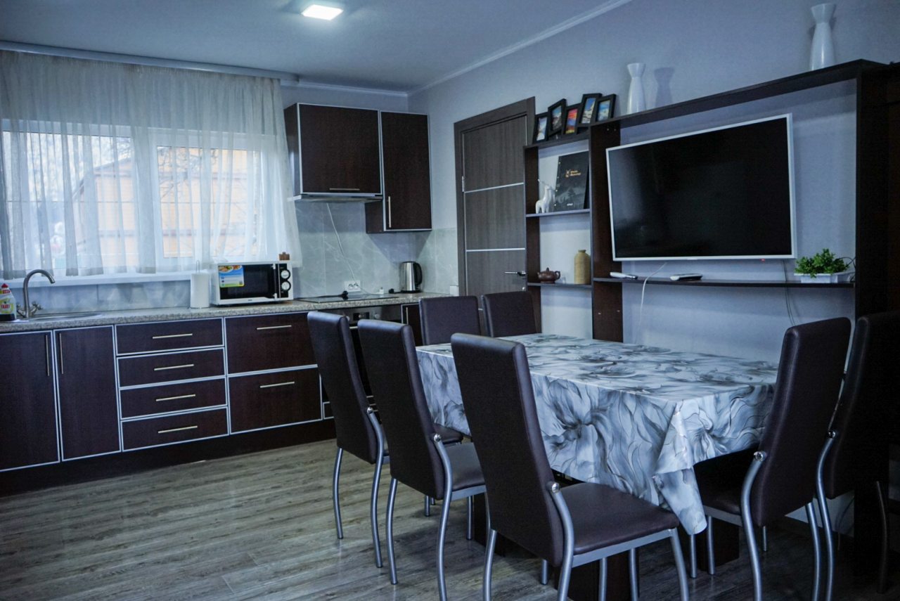 Коттедж (Дом 3-х комнатный), Отель Мельница