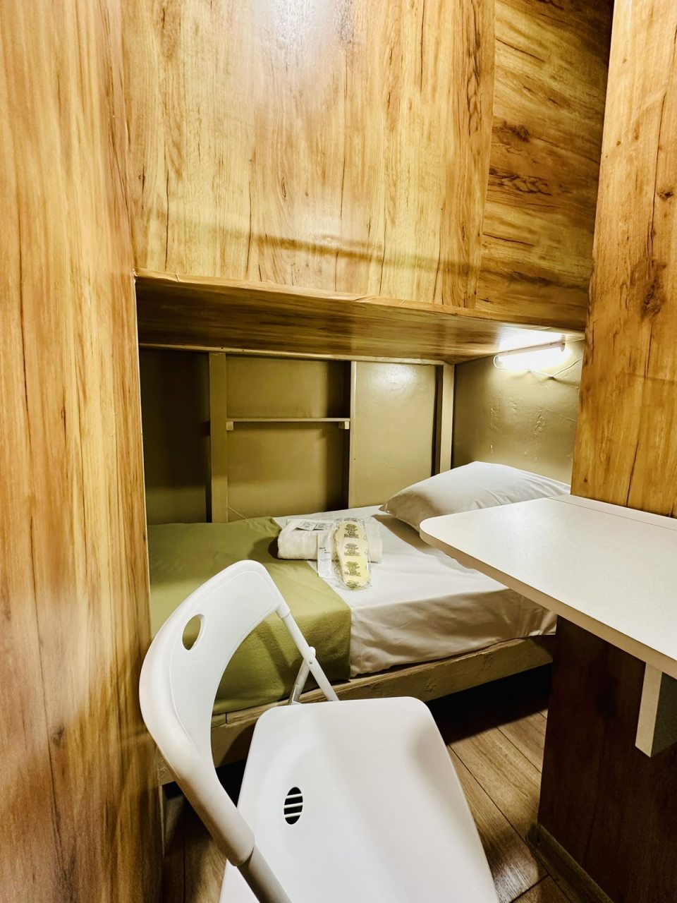 Капсула (Капсула без окна. Удобства общие на этаже), Мини-отель StayWay На Авиамоторной