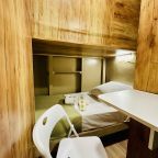 Капсула (Капсула без окна. Удобства общие на этаже), Мини-отель StayWay На Авиамоторной