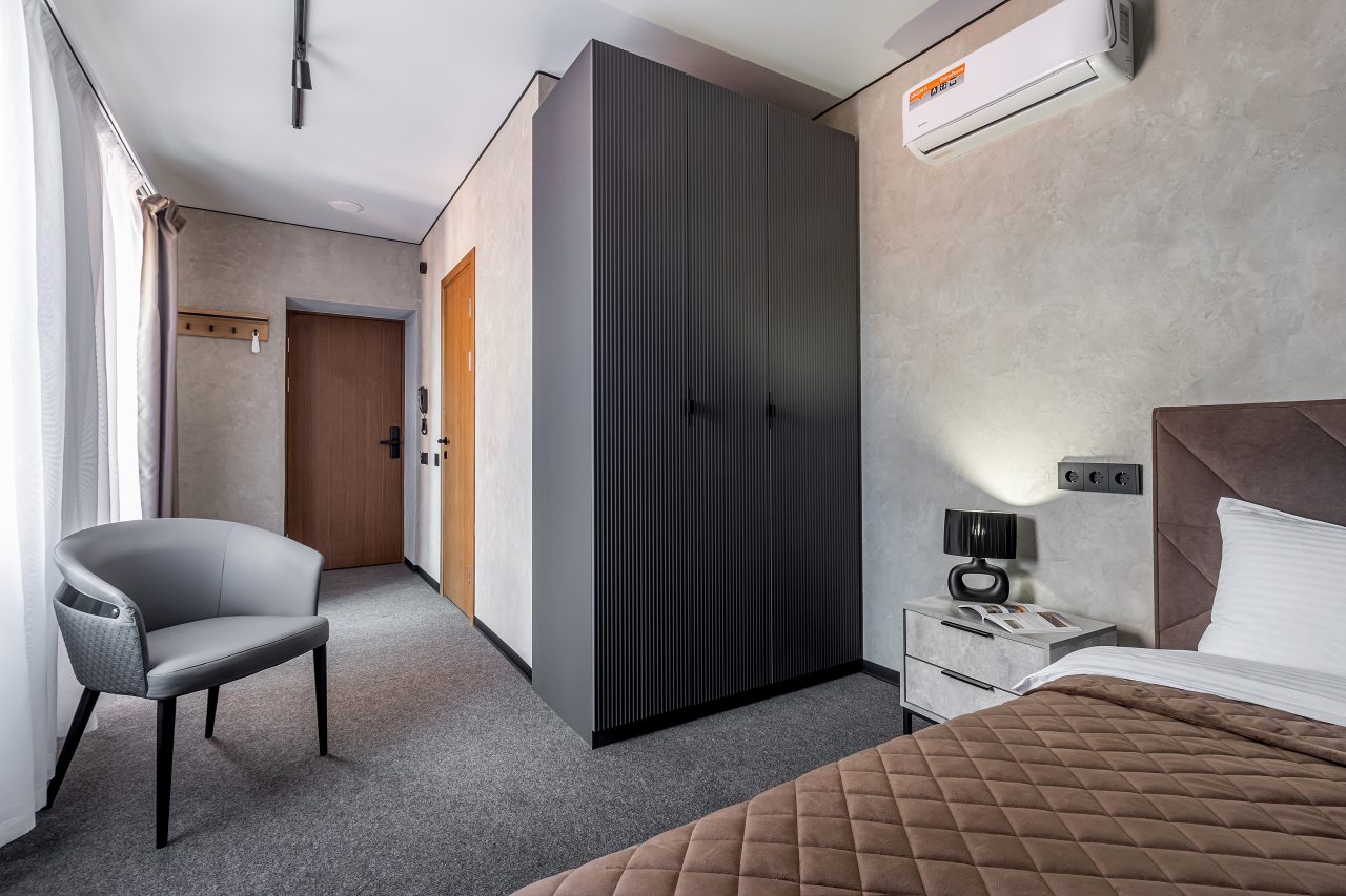 Номер (Стандарт (с балконом) № 8), Гостиница IVA home